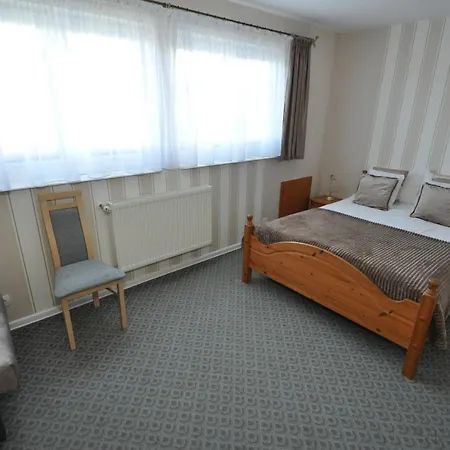 Pod Zaglami * Mielenko