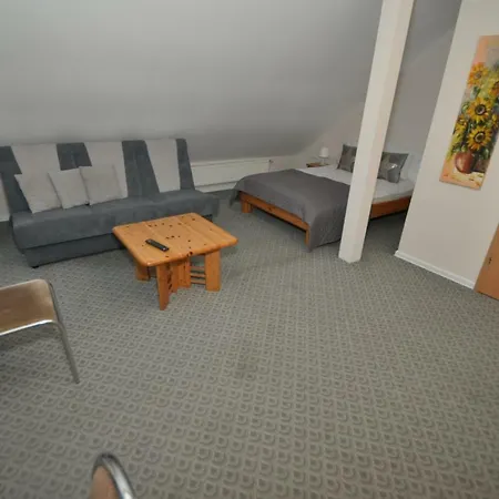 Pod Zaglami Mielenko