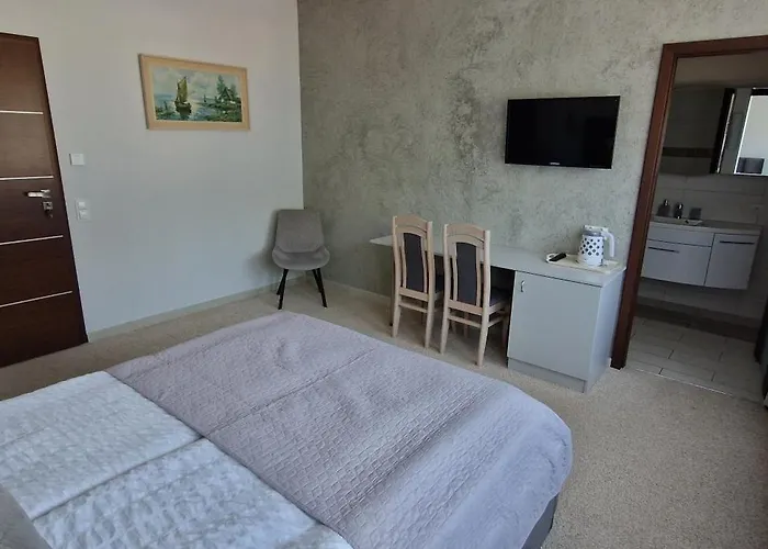 Проживание в семье Pod Zaglami Меленко