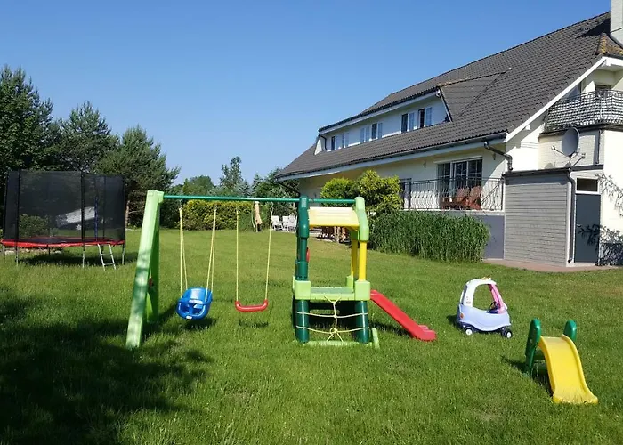 Проживание в семье Pod Zaglami *