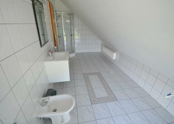 Проживание в семье Pod Zaglami