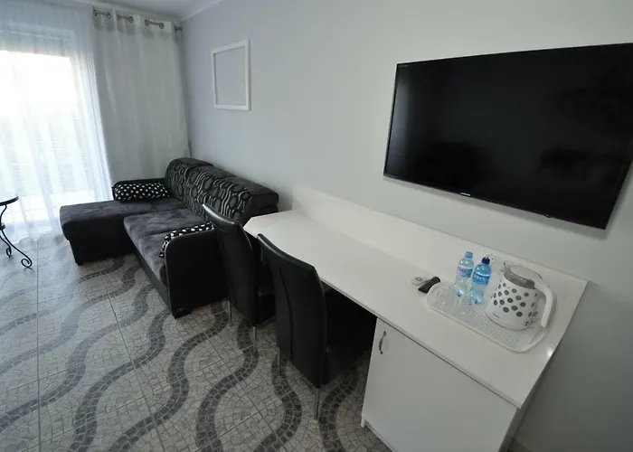 Pod Zaglami Проживание в семье *